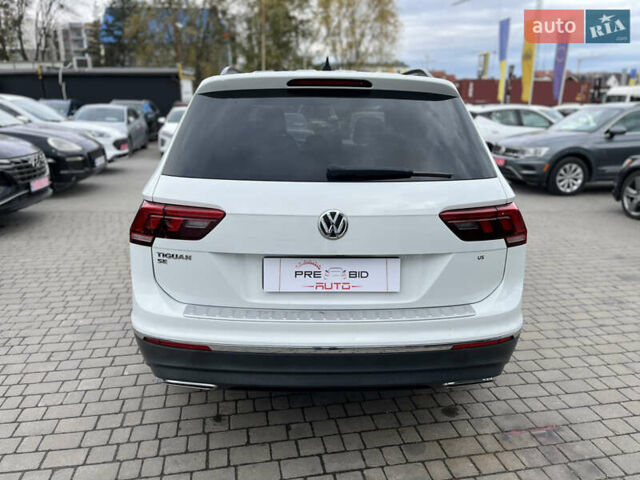 Білий Фольксваген Тігуан, об'ємом двигуна 2 л та пробігом 137 тис. км за 19350 $, фото 4 на Automoto.ua