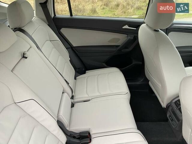 Белый Фольксваген Тигуан, объемом двигателя 1.98 л и пробегом 68 тыс. км за 19900 $, фото 87 на Automoto.ua