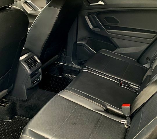 Білий Фольксваген Тігуан, об'ємом двигуна 2 л та пробігом 132 тис. км за 20000 $, фото 7 на Automoto.ua