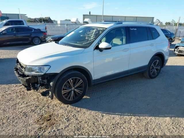 Білий Фольксваген Тігуан, об'ємом двигуна 0 л та пробігом 35 тис. км за 4000 $, фото 1 на Automoto.ua