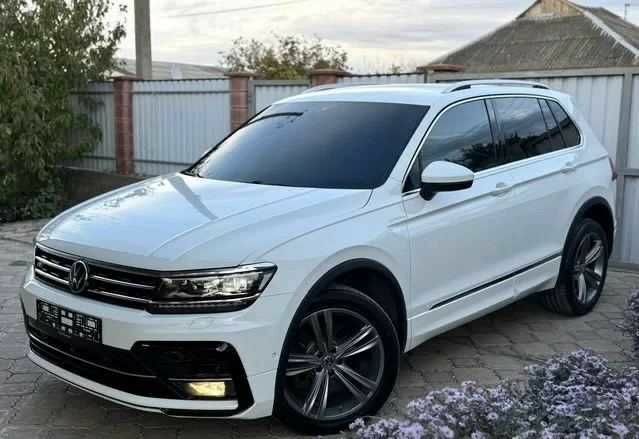 Белый Фольксваген Тигуан, объемом двигателя 2 л и пробегом 90 тыс. км за 18000 $, фото 4 на Automoto.ua