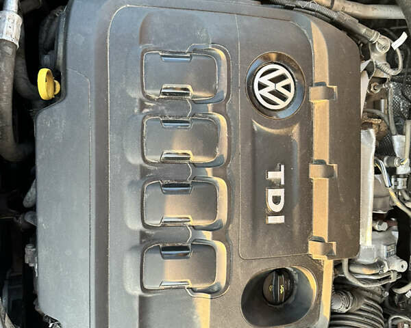 Белый Фольксваген Тигуан, объемом двигателя 2 л и пробегом 198 тыс. км за 41500 $, фото 30 на Automoto.ua