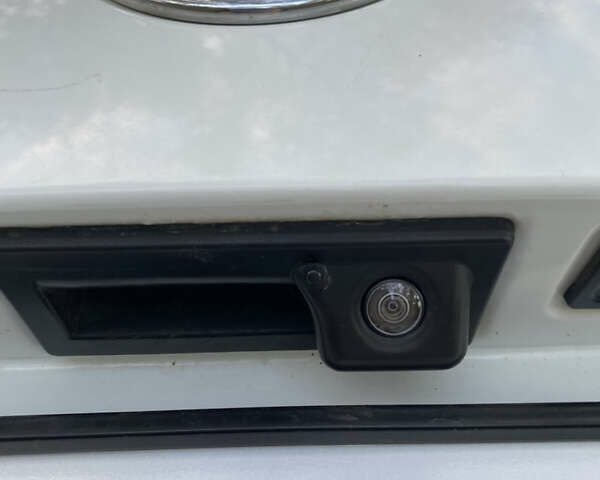 Белый Фольксваген Тигуан, объемом двигателя 1.97 л и пробегом 254 тыс. км за 24900 $, фото 8 на Automoto.ua