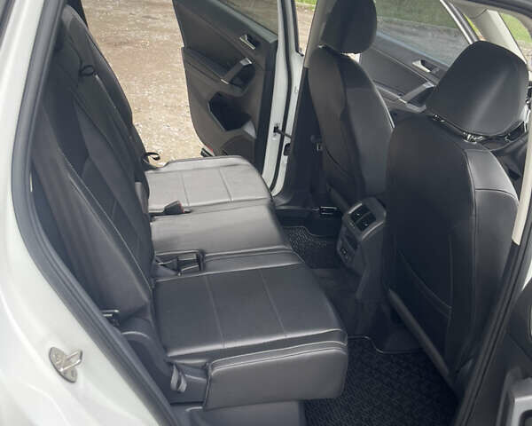 Білий Фольксваген Тігуан, об'ємом двигуна 1.98 л та пробігом 100 тис. км за 20500 $, фото 28 на Automoto.ua