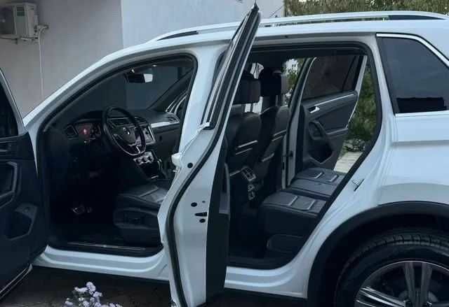 Белый Фольксваген Тигуан, объемом двигателя 2 л и пробегом 90 тыс. км за 18000 $, фото 11 на Automoto.ua