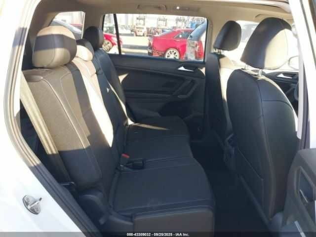 Білий Фольксваген Тігуан, об'ємом двигуна 0 л та пробігом 35 тис. км за 4000 $, фото 7 на Automoto.ua