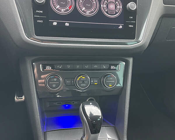 Белый Фольксваген Тигуан, объемом двигателя 1.98 л и пробегом 92 тыс. км за 31900 $, фото 19 на Automoto.ua