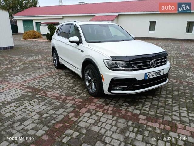 Белый Фольксваген Тигуан, объемом двигателя 1.98 л и пробегом 120 тыс. км за 25000 $, фото 23 на Automoto.ua