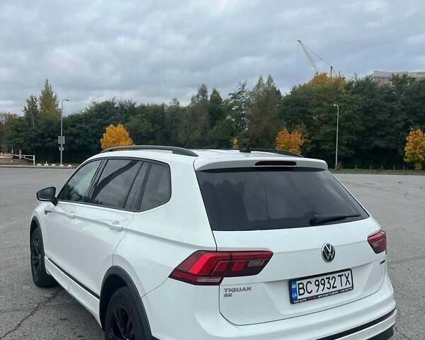 Белый Фольксваген Тигуан, объемом двигателя 1.98 л и пробегом 133 тыс. км за 22500 $, фото 5 на Automoto.ua