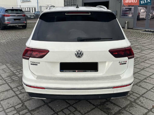 Белый Фольксваген Тигуан, объемом двигателя 1.98 л и пробегом 234 тыс. км за 32500 $, фото 5 на Automoto.ua