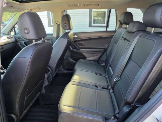 Белый Фольксваген Тигуан, объемом двигателя 2 л и пробегом 49 тыс. км за 14300 $, фото 10 на Automoto.ua