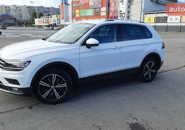 Белый Фольксваген Тигуан, объемом двигателя 1.98 л и пробегом 185 тыс. км за 27500 $, фото 5 на Automoto.ua