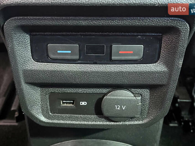 Білий Фольксваген Тігуан, об'ємом двигуна 1.98 л та пробігом 191 тис. км за 22950 $, фото 10 на Automoto.ua