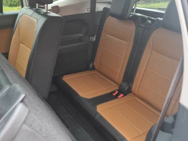 Белый Фольксваген Тигуан, объемом двигателя 2 л и пробегом 83 тыс. км за 10900 $, фото 17 на Automoto.ua