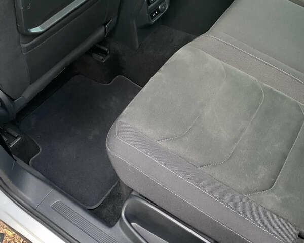 Белый Фольксваген Тигуан, объемом двигателя 1.97 л и пробегом 254 тыс. км за 24900 $, фото 11 на Automoto.ua