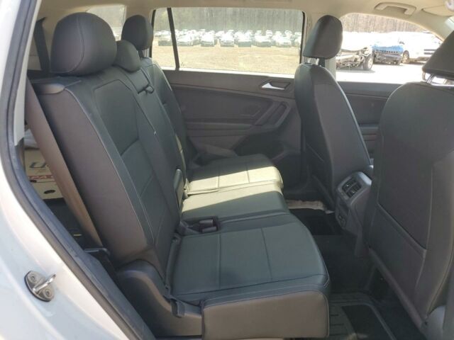 Білий Фольксваген Тігуан, об'ємом двигуна 2 л та пробігом 194 тис. км за 12750 $, фото 10 на Automoto.ua