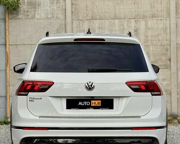 Белый Фольксваген Тигуан, объемом двигателя 1.98 л и пробегом 58 тыс. км за 25000 $, фото 6 на Automoto.ua