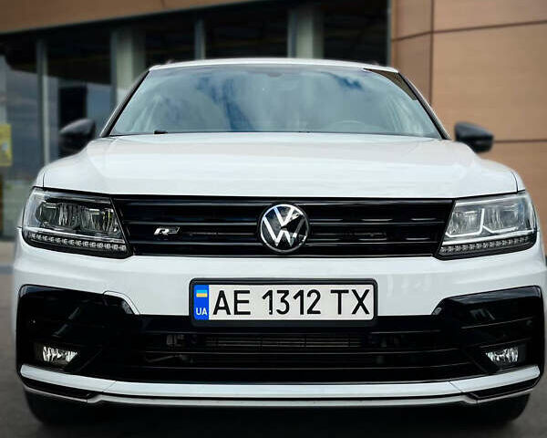 Белый Фольксваген Тигуан, объемом двигателя 1.98 л и пробегом 59 тыс. км за 22000 $, фото 16 на Automoto.ua