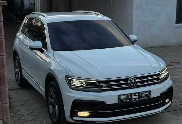Белый Фольксваген Тигуан, объемом двигателя 2 л и пробегом 90 тыс. км за 18000 $, фото 8 на Automoto.ua