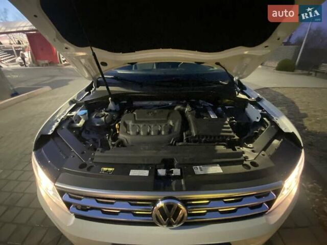 Белый Фольксваген Тигуан, объемом двигателя 1.98 л и пробегом 179 тыс. км за 17700 $, фото 12 на Automoto.ua