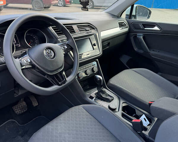 Белый Фольксваген Тигуан, объемом двигателя 1.98 л и пробегом 90 тыс. км за 23900 $, фото 7 на Automoto.ua