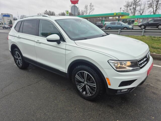 Белый Фольксваген Тигуан, объемом двигателя 2 л и пробегом 99 тыс. км за 17900 $, фото 2 на Automoto.ua