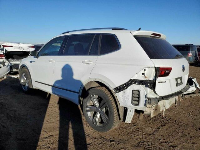 Білий Фольксваген Тігуан, об'ємом двигуна 2 л та пробігом 83 тис. км за 4000 $, фото 1 на Automoto.ua