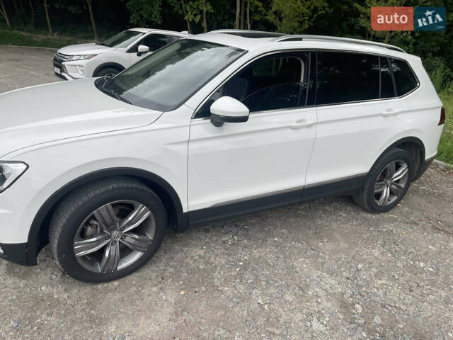 Білий Фольксваген Тігуан, об'ємом двигуна 1.98 л та пробігом 100 тис. км за 20500 $, фото 2 на Automoto.ua