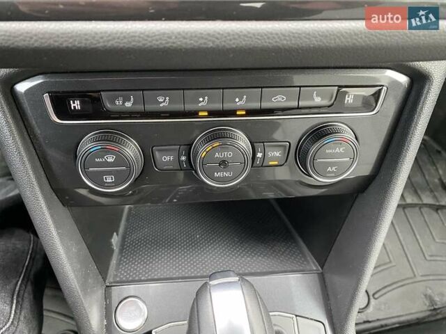 Белый Фольксваген Тигуан, объемом двигателя 1.98 л и пробегом 68 тыс. км за 19900 $, фото 95 на Automoto.ua