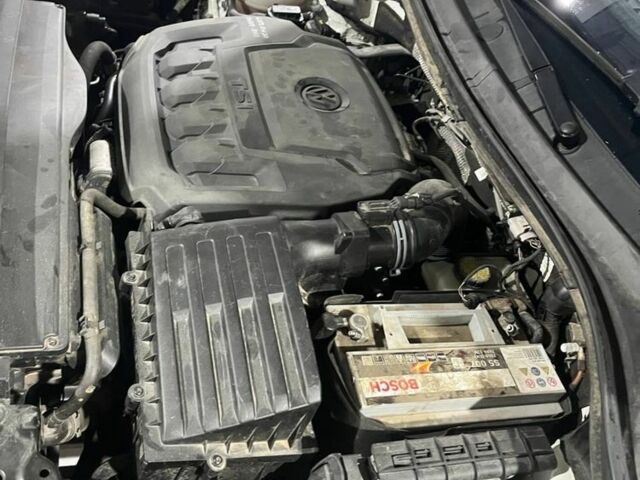 Белый Фольксваген Тигуан, объемом двигателя 2 л и пробегом 145 тыс. км за 24000 $, фото 12 на Automoto.ua