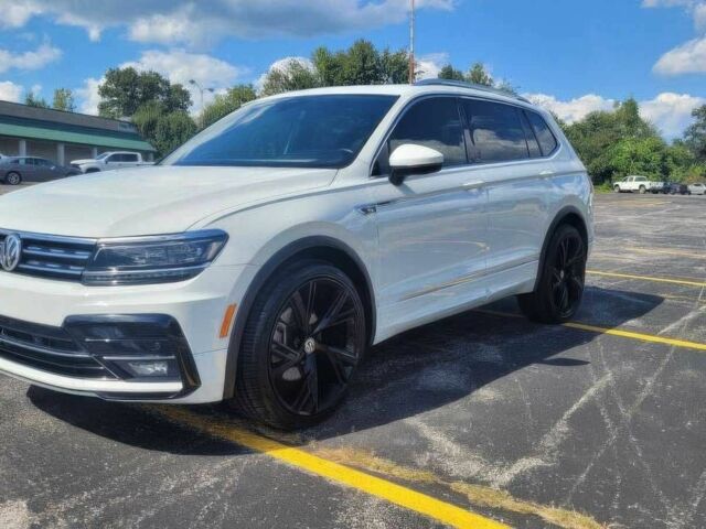 Білий Фольксваген Тігуан, об'ємом двигуна 2 л та пробігом 43 тис. км за 13000 $, фото 1 на Automoto.ua