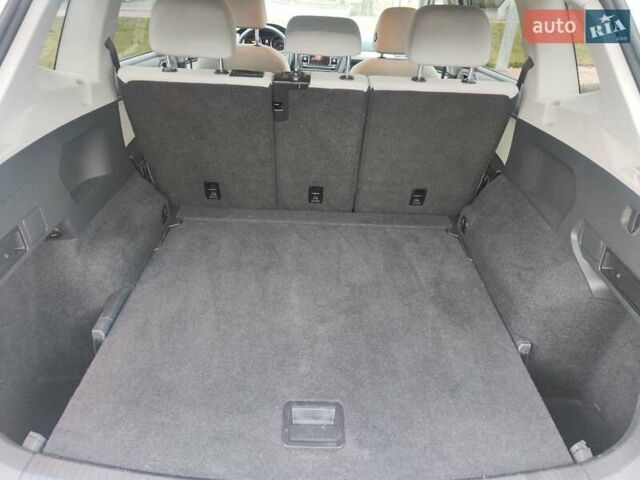 Белый Фольксваген Тигуан, объемом двигателя 1.97 л и пробегом 270 тыс. км за 14899 $, фото 13 на Automoto.ua