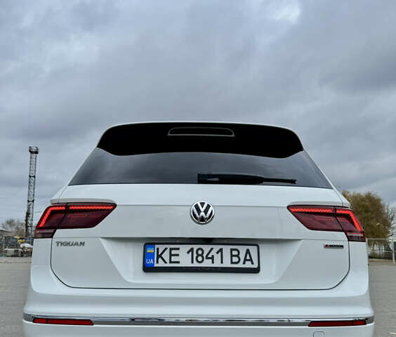 Белый Фольксваген Тигуан, объемом двигателя 1.98 л и пробегом 54 тыс. км за 31500 $, фото 15 на Automoto.ua