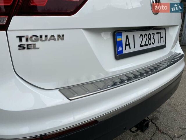 Белый Фольксваген Тигуан, объемом двигателя 1.98 л и пробегом 68 тыс. км за 19900 $, фото 14 на Automoto.ua