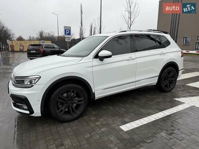 Белый Фольксваген Тигуан, объемом двигателя 1.98 л и пробегом 82 тыс. км за 22700 $, фото 1 на Automoto.ua