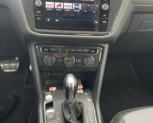 Белый Фольксваген Тигуан, объемом двигателя 1.98 л и пробегом 234 тыс. км за 32500 $, фото 11 на Automoto.ua