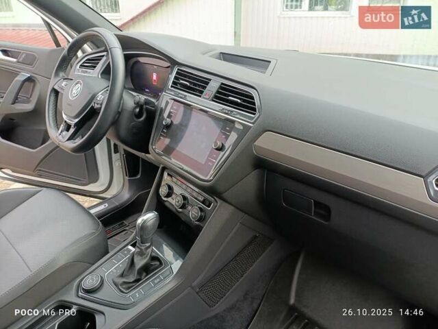 Белый Фольксваген Тигуан, объемом двигателя 1.98 л и пробегом 120 тыс. км за 25000 $, фото 17 на Automoto.ua