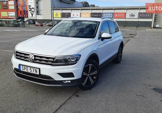 Белый Фольксваген Тигуан, объемом двигателя 1.98 л и пробегом 185 тыс. км за 27500 $, фото 7 на Automoto.ua