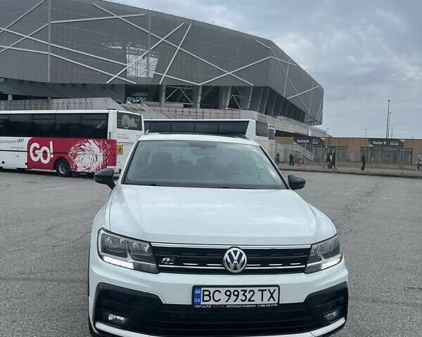 Белый Фольксваген Тигуан, объемом двигателя 1.98 л и пробегом 133 тыс. км за 22500 $, фото 47 на Automoto.ua