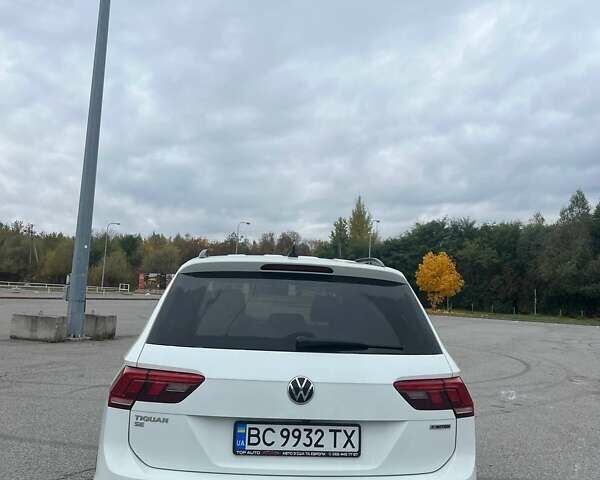 Белый Фольксваген Тигуан, объемом двигателя 1.98 л и пробегом 133 тыс. км за 22500 $, фото 6 на Automoto.ua