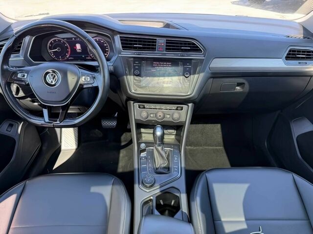 Белый Фольксваген Тигуан, объемом двигателя 2 л и пробегом 45 тыс. км за 8900 $, фото 9 на Automoto.ua