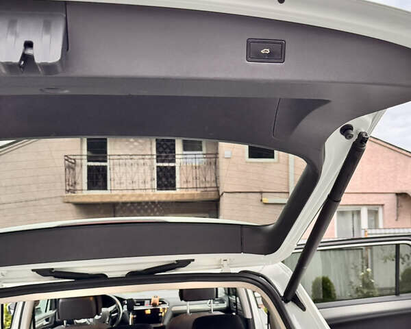 Белый Фольксваген Тигуан, объемом двигателя 1.98 л и пробегом 156 тыс. км за 28800 $, фото 7 на Automoto.ua