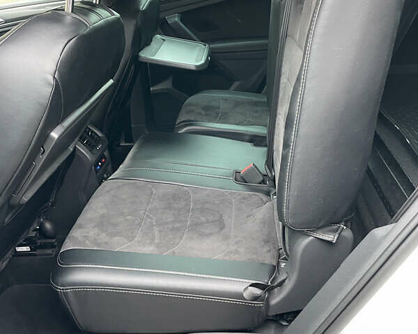 Белый Фольксваген Тигуан, объемом двигателя 1.98 л и пробегом 92 тыс. км за 31900 $, фото 21 на Automoto.ua