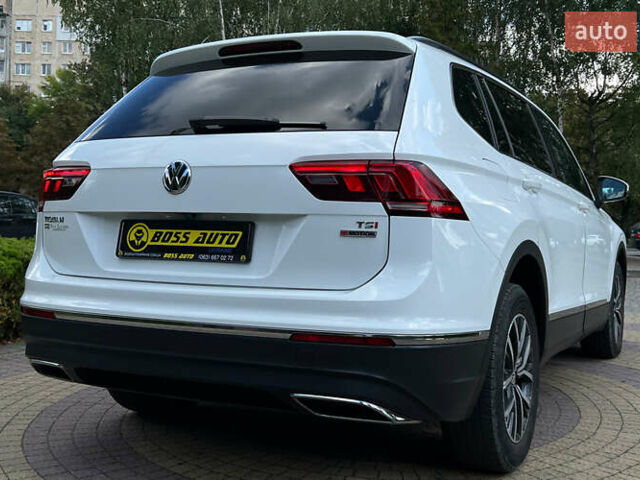 Білий Фольксваген Тігуан, об'ємом двигуна 2 л та пробігом 110 тис. км за 21850 $, фото 6 на Automoto.ua