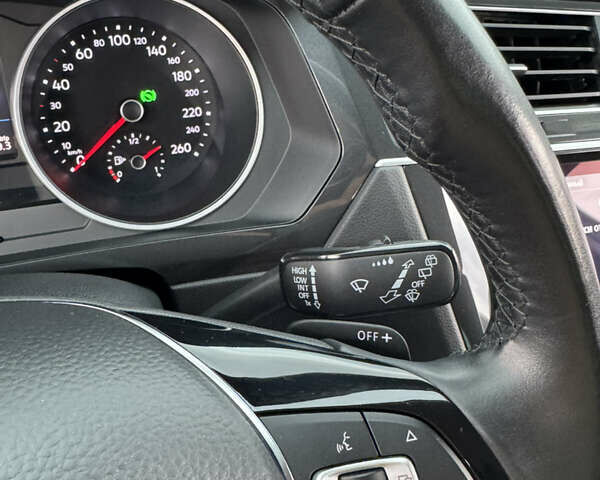 Белый Фольксваген Тигуан, объемом двигателя 1.98 л и пробегом 54 тыс. км за 31500 $, фото 57 на Automoto.ua