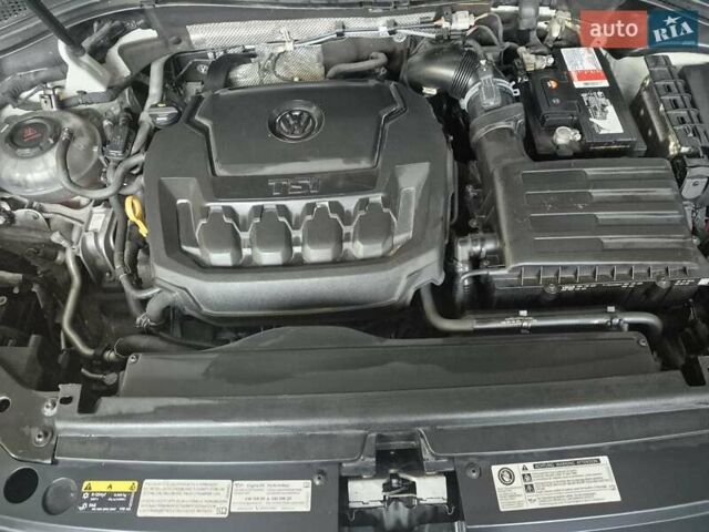 Білий Фольксваген Тігуан, об'ємом двигуна 2 л та пробігом 99 тис. км за 17900 $, фото 25 на Automoto.ua