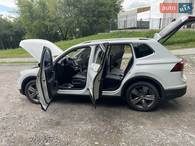 Білий Фольксваген Тігуан, об'ємом двигуна 1.98 л та пробігом 100 тис. км за 20500 $, фото 14 на Automoto.ua