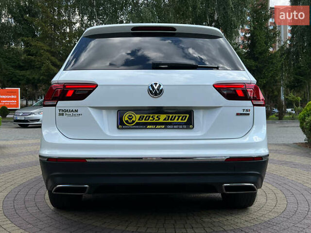 Білий Фольксваген Тігуан, об'ємом двигуна 2 л та пробігом 110 тис. км за 21850 $, фото 5 на Automoto.ua