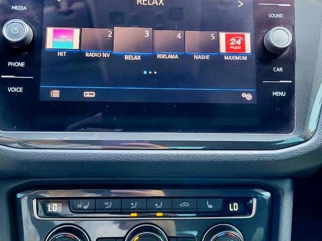 Белый Фольксваген Тигуан, объемом двигателя 2 л и пробегом 204 тыс. км за 27999 $, фото 7 на Automoto.ua