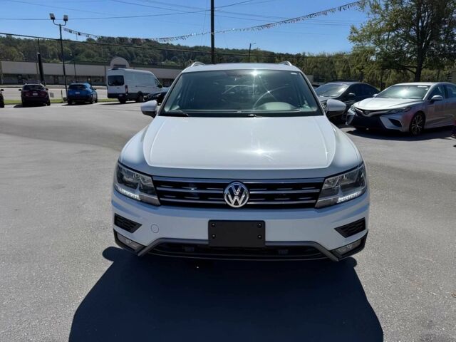 Белый Фольксваген Тигуан, объемом двигателя 2 л и пробегом 45 тыс. км за 8900 $, фото 1 на Automoto.ua